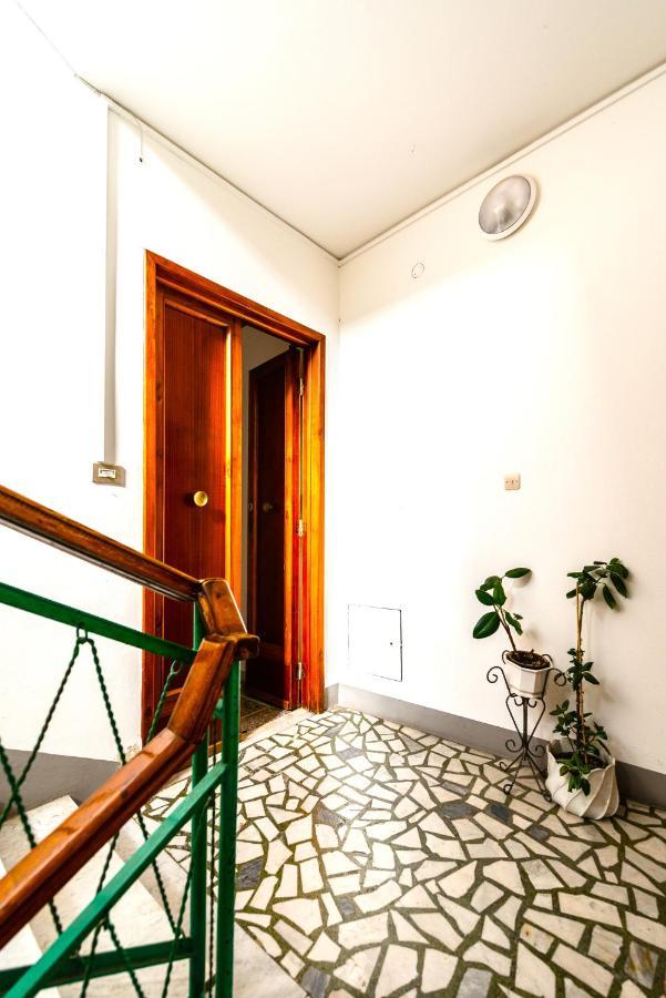 Hostly - The Urban Garden House - 3 Bedrooms, Garden, Great Location! Pisa Kültér fotó