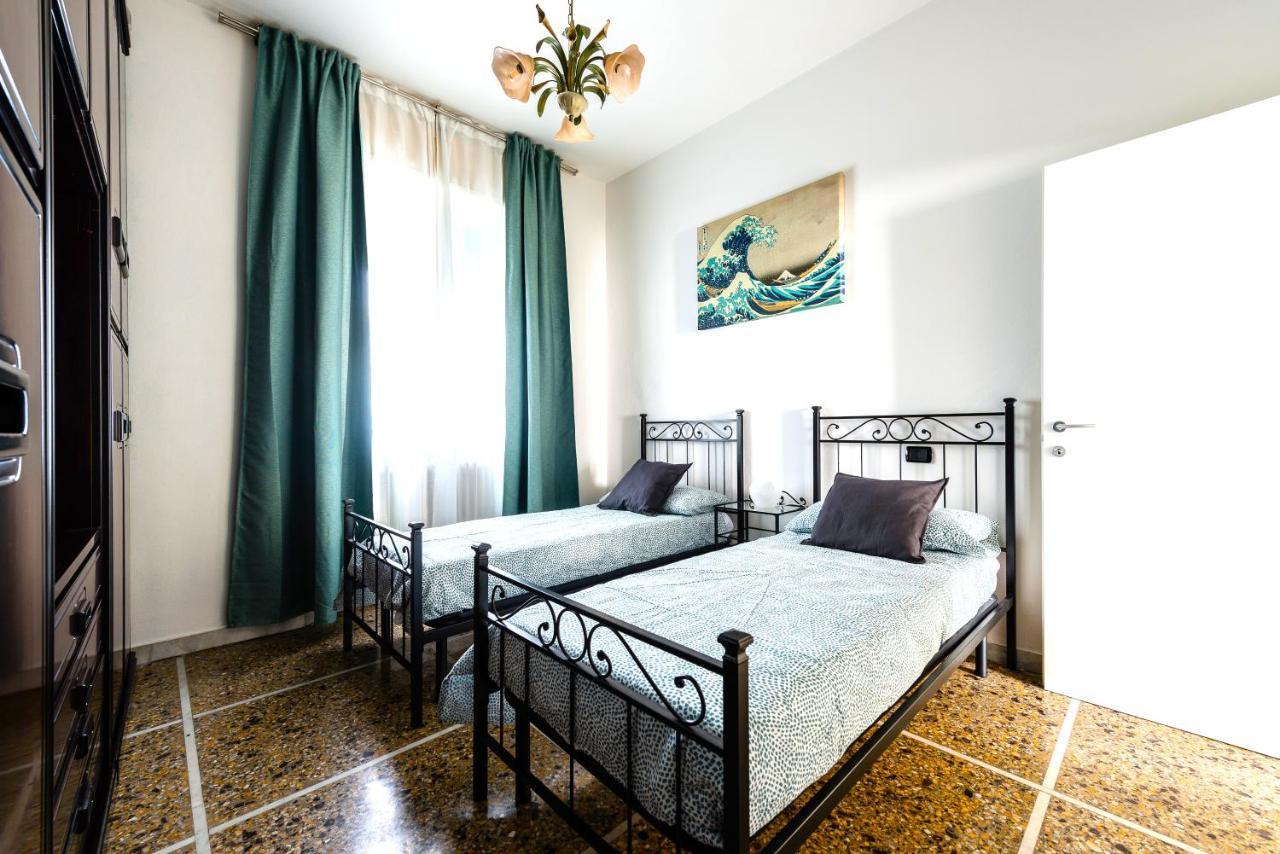 Hostly - The Urban Garden House - 3 Bedrooms, Garden, Great Location! Pisa Kültér fotó